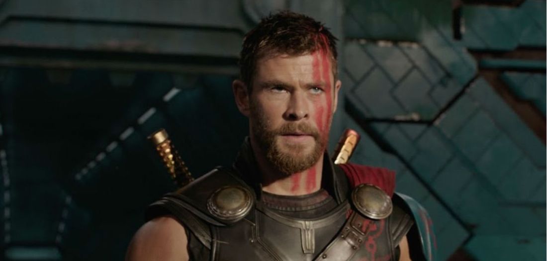 REVIEW: Thor: Ragnarok (2017) – FictionMachine
