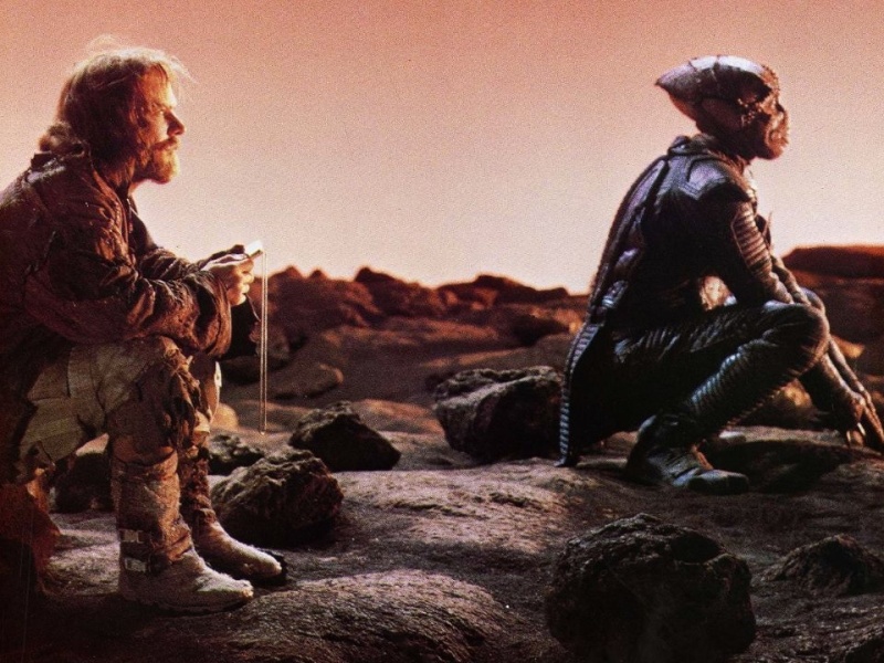 “Nothing to do but wait” | Enemy Mine (1985)